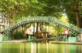 Le canal Saint Martin à Paris dans le 10e