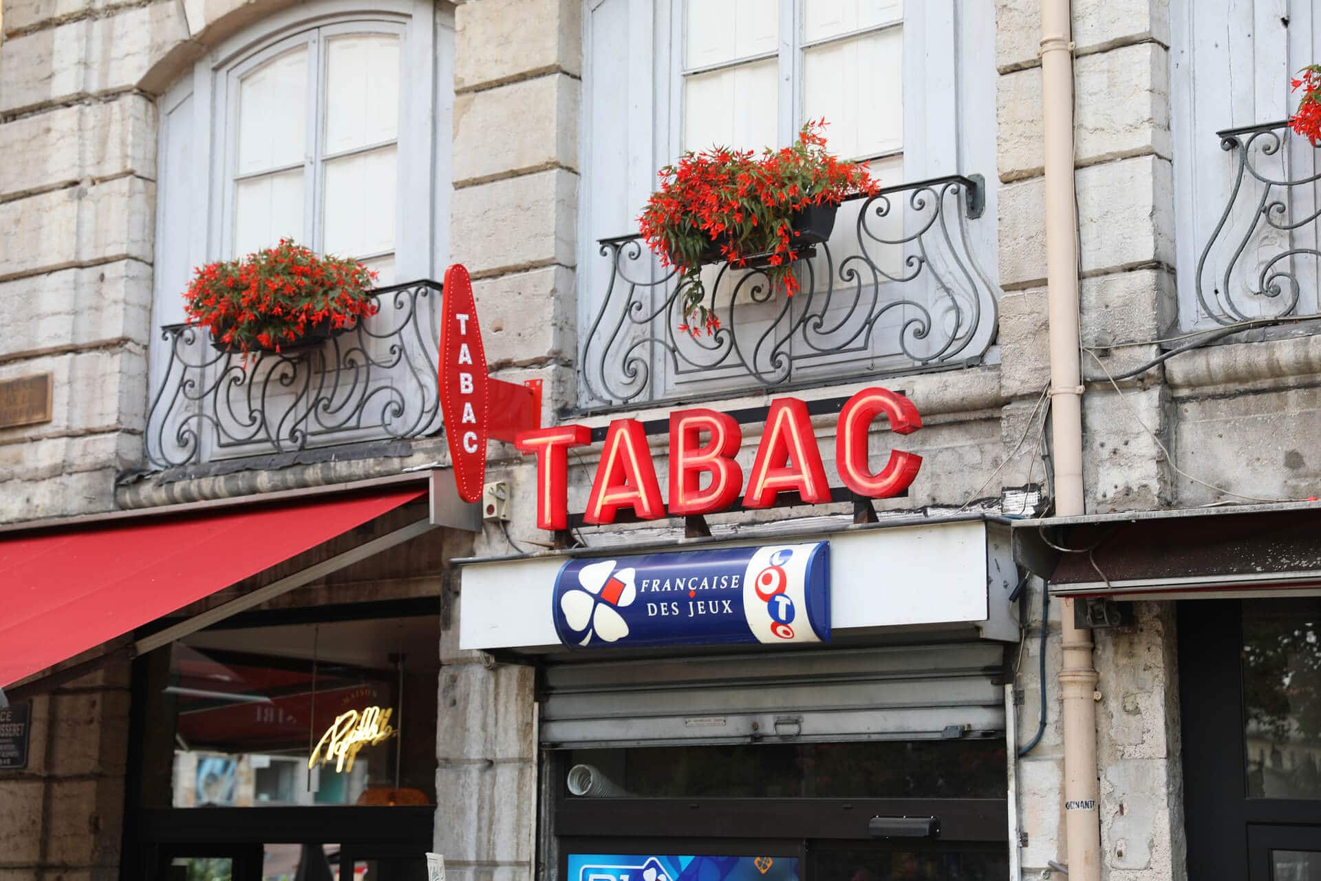 D'ici 2020, les Français pourront payer leurs impôts en ...